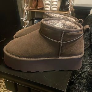 Ugg style cushionaire brand hippy cozy platform ankle boot